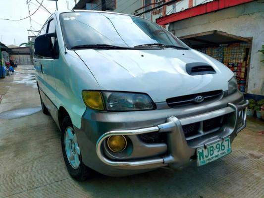 hyundai starex svx rv 2000 model