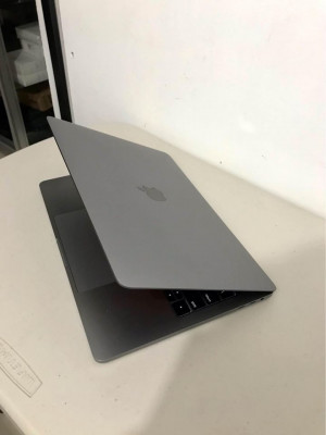 MacBook Pro TouchBar Core I7