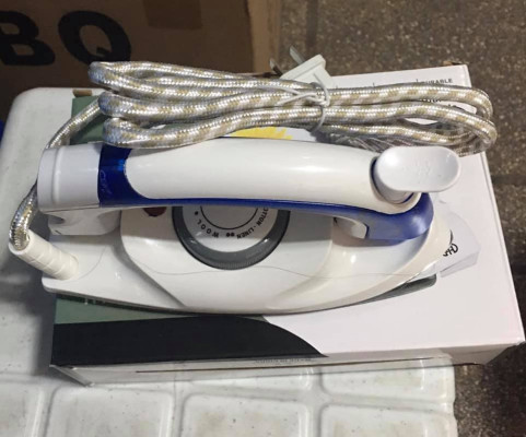 PORTABLE TRAVEL MINI IRON