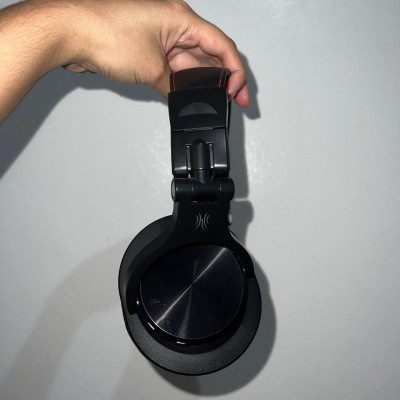 OneOdio Fusion A70 Wireless Headphones