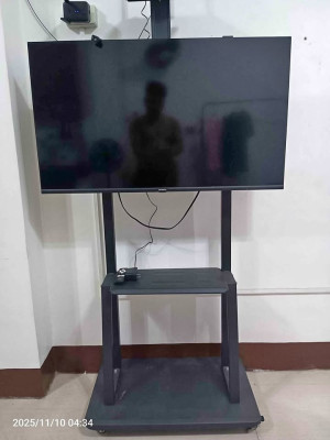 43 Google TV with stand