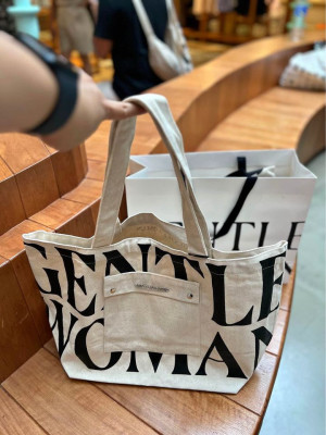 Gentlewoman canvass tote bag.
