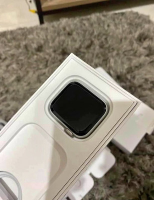 Apple Watch Series 5 44mm