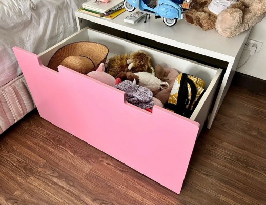 IKEA storage drawer / bedside table