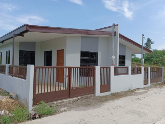 3BR Bungalow with Parking and Gate