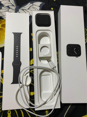 Apple Watch Series 5 44mm