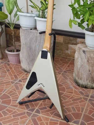 Dean Guitar, Flying V. (Metallic Silver)