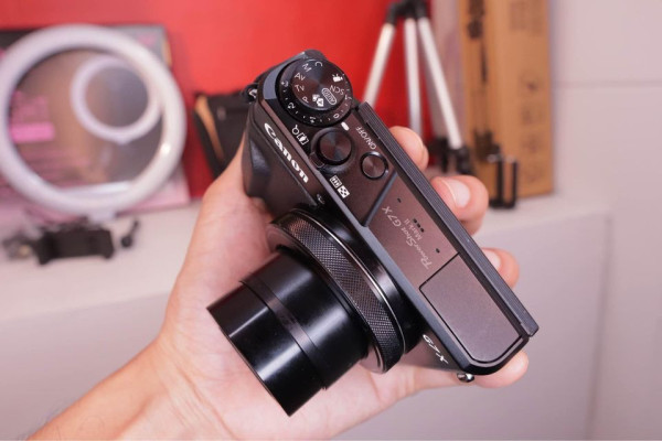 CANON G7x MARKII MIRRORLESS Vlogging camera