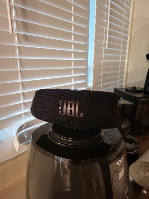 JBL CHARGE 5