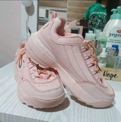 Preloved Peach Fila Disruptor