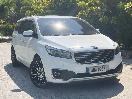 2015 Kia carnival