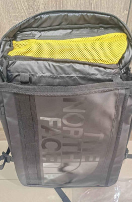 NORTH FACE FUSE BOX BACKPACK