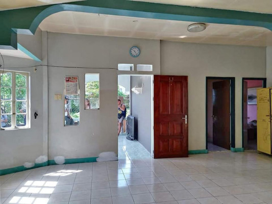 HOUSE AND LOT FOR SALE