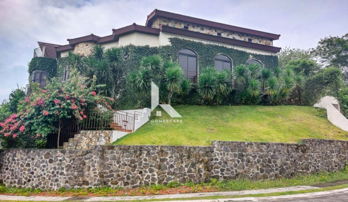 2 Storey Uphill Tuscan Themed Home for Sale in Ayala Greenfields, Calamba Laguna