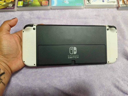 NINTENDO SWITCH OLED WITH GAMES