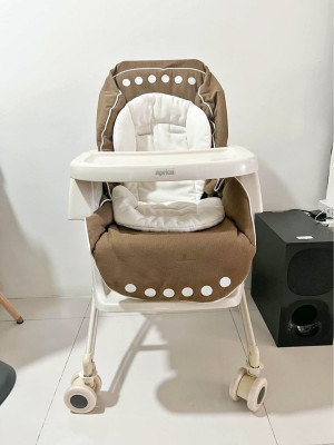 Preloved Aprica high-low bed/chair/manual swing