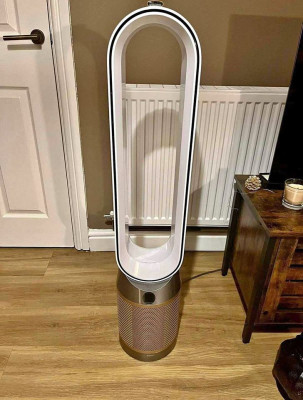 Dyson (TP09) Formaldehyde purifying Fan Tower Brand New
