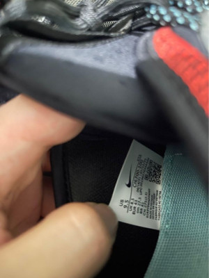 Orignal used nike zoom950