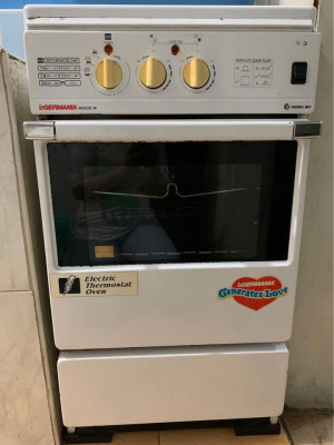 La Germania Two-Burner Oven Electric Range