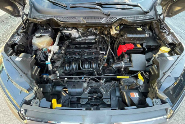 2016 Ford Ecosport Titanium sunroof. low mileage