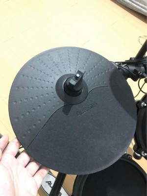 ADULT SIZE - ELECTRIC DRUMSET - ALESIS NITRO MESH KIT