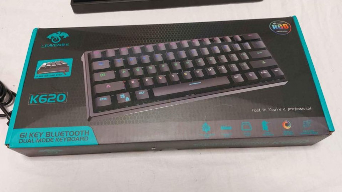 Bluetooth Dual mode Mechanical Keyboard