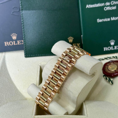 Rolex Daydate 36mm Champagne Yellow Gold Baguette Diamonds