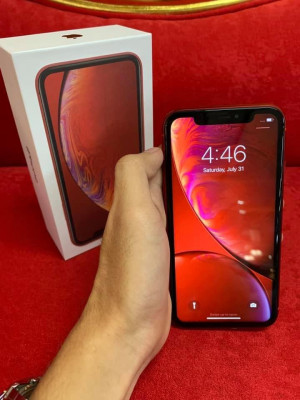 IPHONE XR 128GB RED FACTORY UNLOCK MAKINIS U.S VARIANT 100% OVERALL COMPLETE PAC