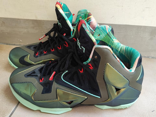 Lebron 11 parachute gold(ORIGINAL)