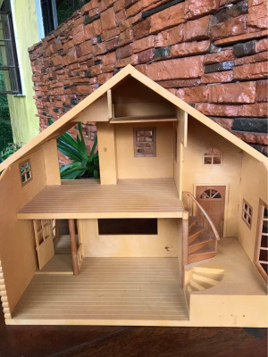 DOLL HOUSE WITH FREE WOODEN FURNITURES