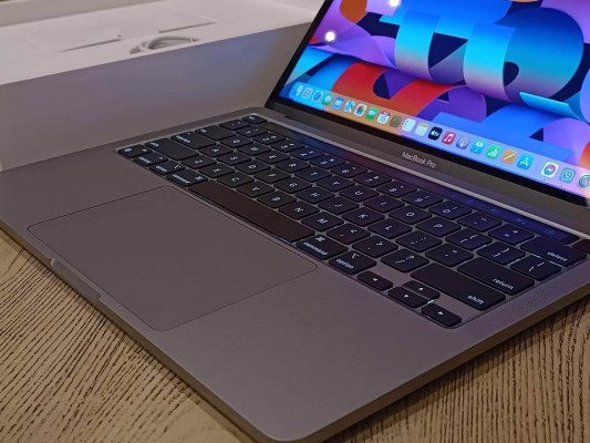 Macbook Pro 2022 ( GREY ) ( APPLE UNDER WARRANTY COVERAGE )