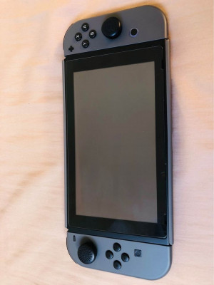 FS : Nintendo Switch V2 Original