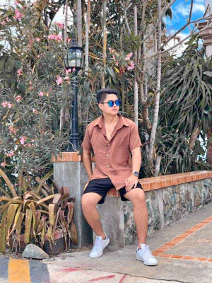 Polo shirt plain summer outfit