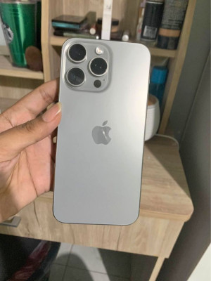 iPhone 15 Pro Max 256GB Natural Titanium