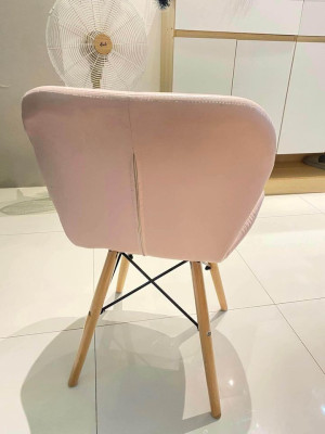 Pre-loved Nordic Pink Butterfly Chair