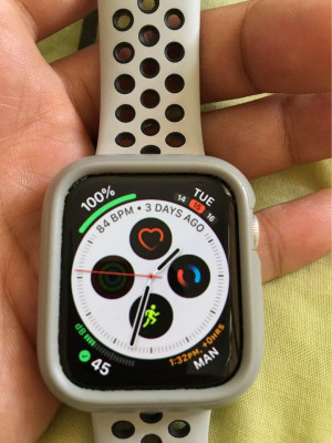 Apple Watch Series 6 nike 44mm with cellular silver color