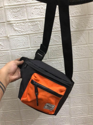 HERSCHEL FANNY PACK