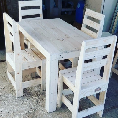 Affordable Dinning Set