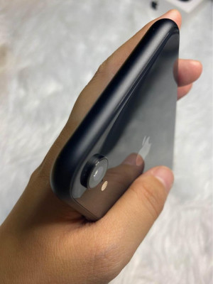 IPHONE XR 64GB