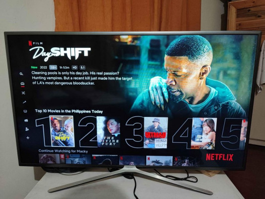 Samsung 49 Inches HD Smart TV