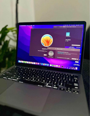 Macbook Air 2020 - 13" Space Gray