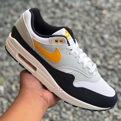 Men’s Airmax 1 University Gold Oregon