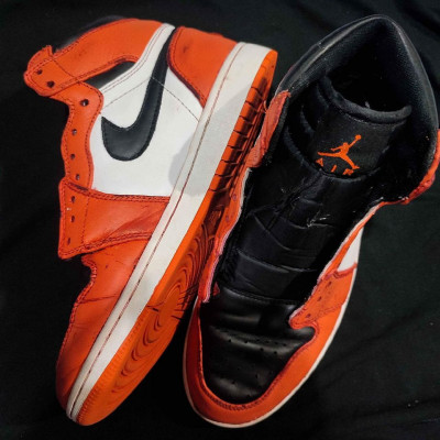 Jordan 1 Rare Air max Orange