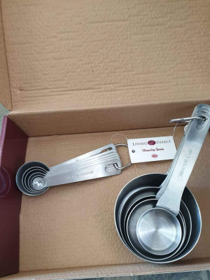 Baking/Cooking Oven (Living Direct) New