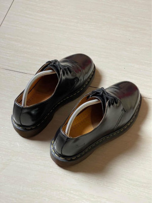 Authentic Dr. Martens Classic 1461 Smooth Leather