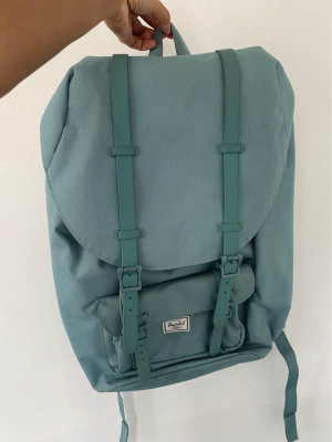 Herschel little america backpack