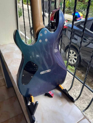 HELPING A FRIEND!!!!