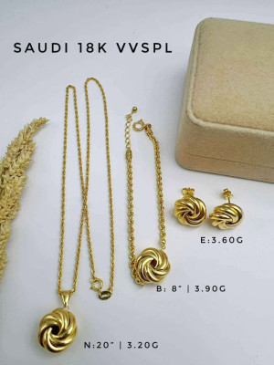 18K Saudi Gold Knot Set