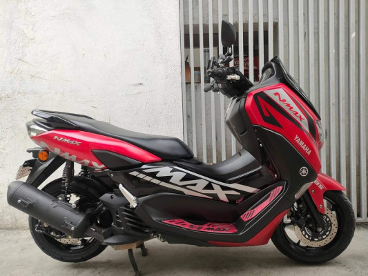 YAMAHA NMAX