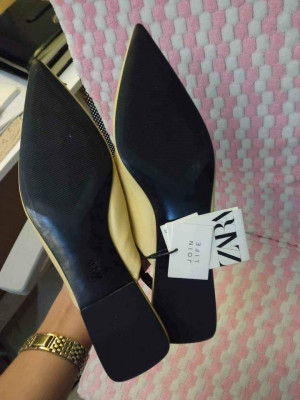 FS: Zara Flats